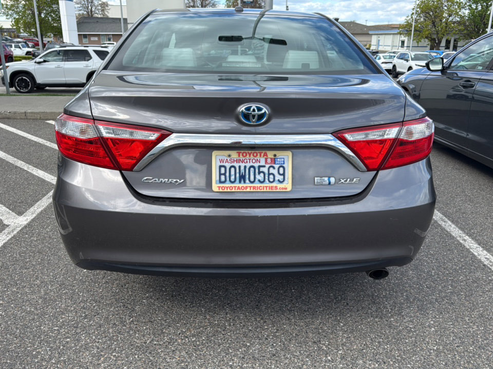 Used 2016 Toyota Camry XLE w/ Moonroof Package FWD image 10