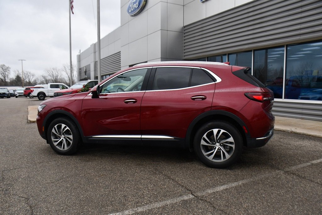 Used 2021 Buick Envision Essence w/ Technology Package I image 3