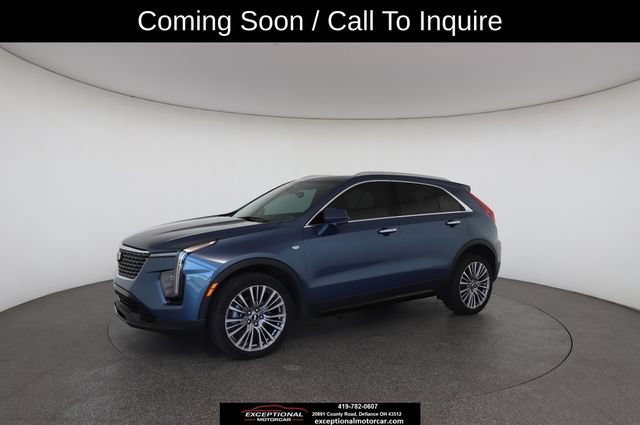 Used 2024 Cadillac XT4 Premium Luxury w/ Technology Package AWD/4WD image 4