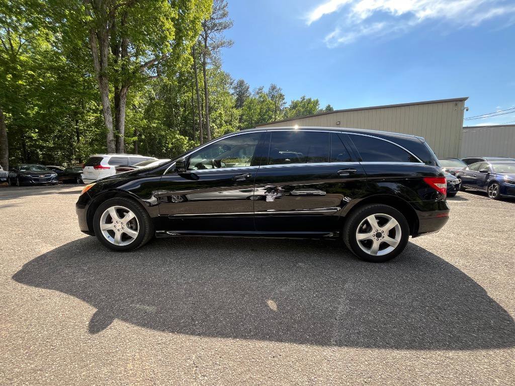 Used 2011 Mercedes-Benz R 350 4MATIC image 6