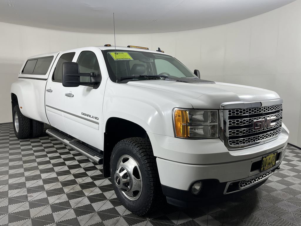 Used 2013 GMC Sierra 3500 Denali image 3