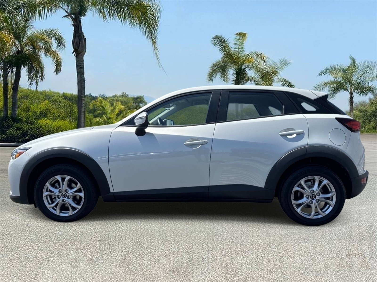 Used 2021 MAZDA CX-3 Sport FWD image 2