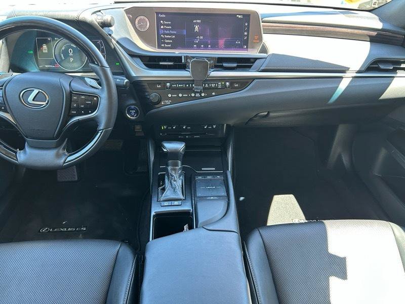 Used 2019 Lexus ES 300h w/ Premium Package FWD image 11
