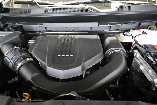 New 2026 Chevrolet Traverse LT w/ Midnight/Sport Edition FWD image 29