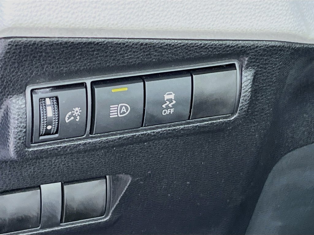 Used 2026 Toyota Corolla Cross L FWD image 10
