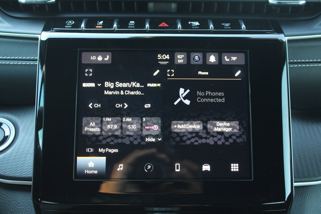 Used 2023 Jeep Grand Cherokee Altitude image 12