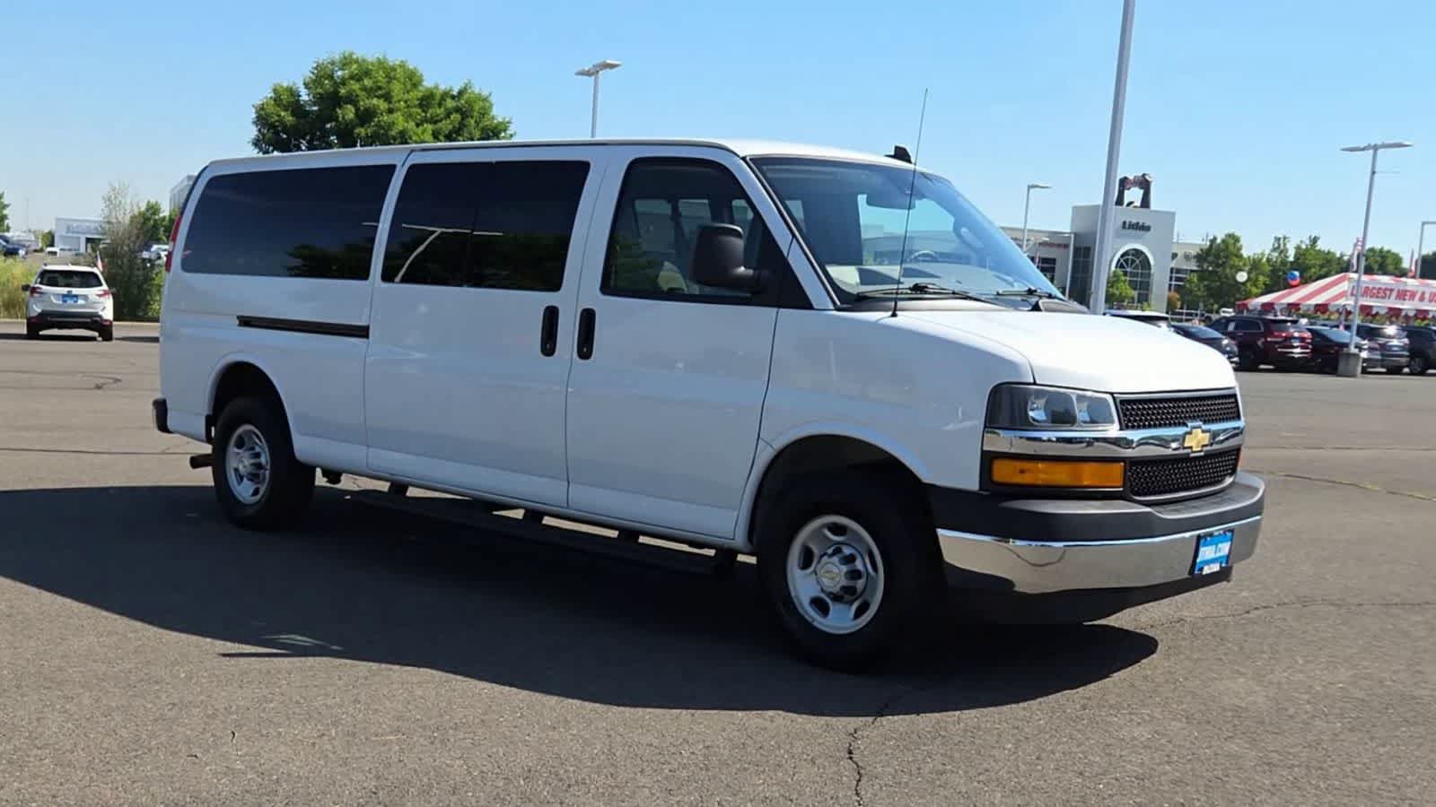 Used 2023 Chevrolet Express 3500 LT w/ LT Preferred Equipment Group RWD image 2
