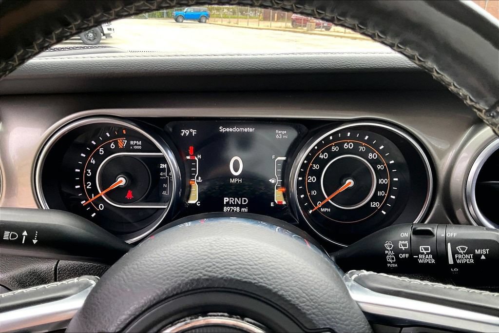 Used 2018 Jeep Wrangler Unlimited Sahara AWD/4WD image 19