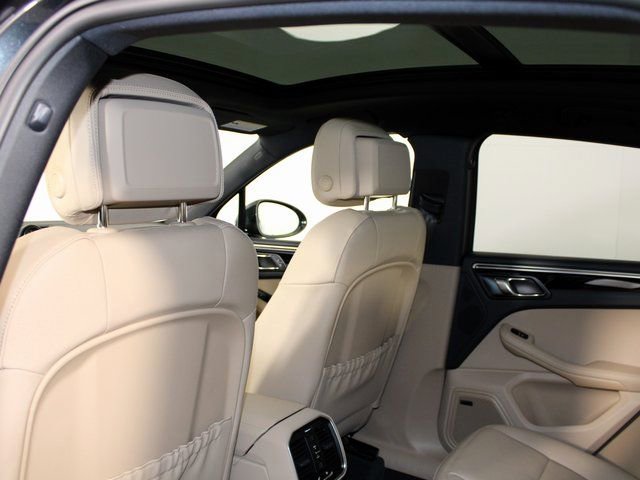 New 2026 Porsche Macan image 20