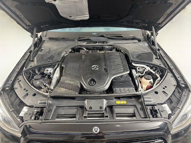 Used 2022 Mercedes-Benz S 500 4MATIC w/ AMG Line Package image 38