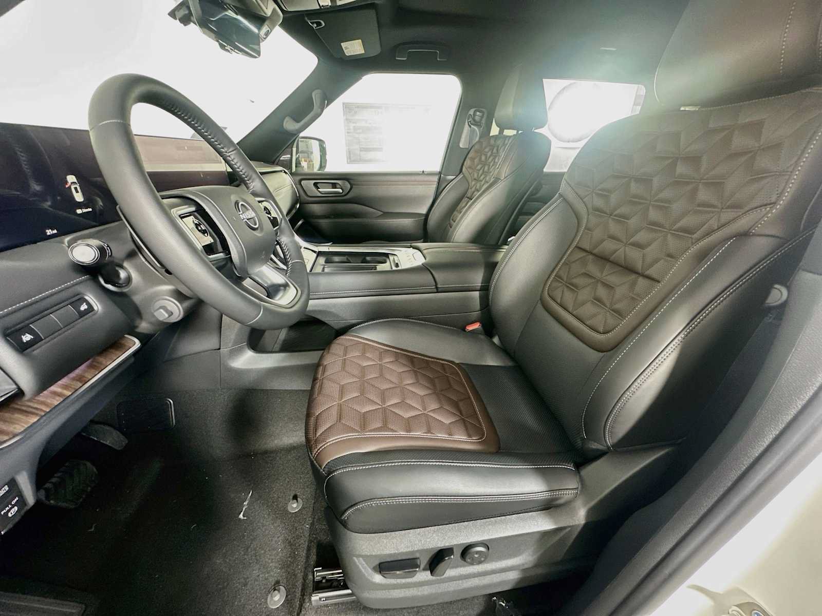 New 2026 Nissan Armada Platinum AWD/4WD image 4
