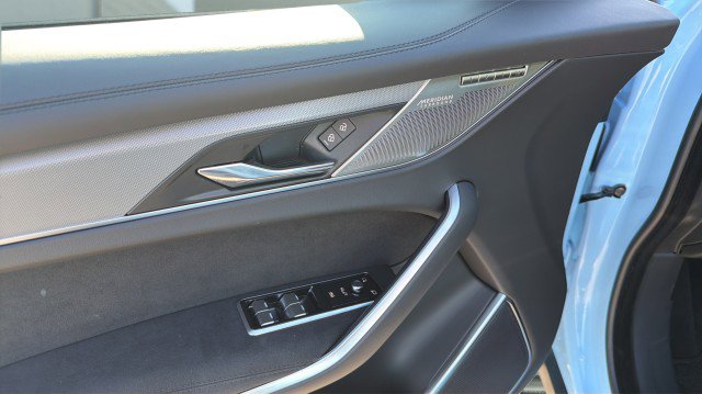 New 2026 Jaguar F-PACE SVR 575 Edition AWD/4WD image 21