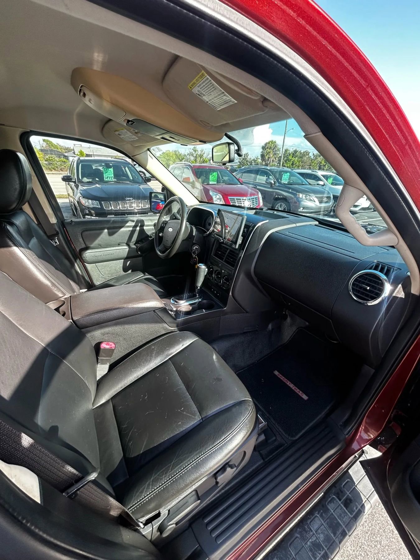 Used 2010 Ford Explorer Sport Trac Limited image 24