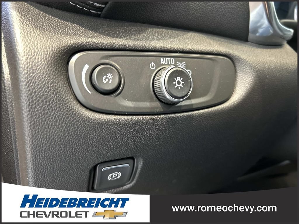 Used 2024 Chevrolet Blazer LT AWD/4WD image 28