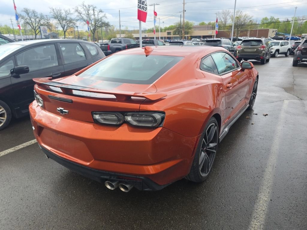 Used 2023 Chevrolet Camaro SS RWD image 5