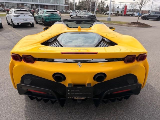 Used 2022 Ferrari SF90 Spider AWD/4WD image 9