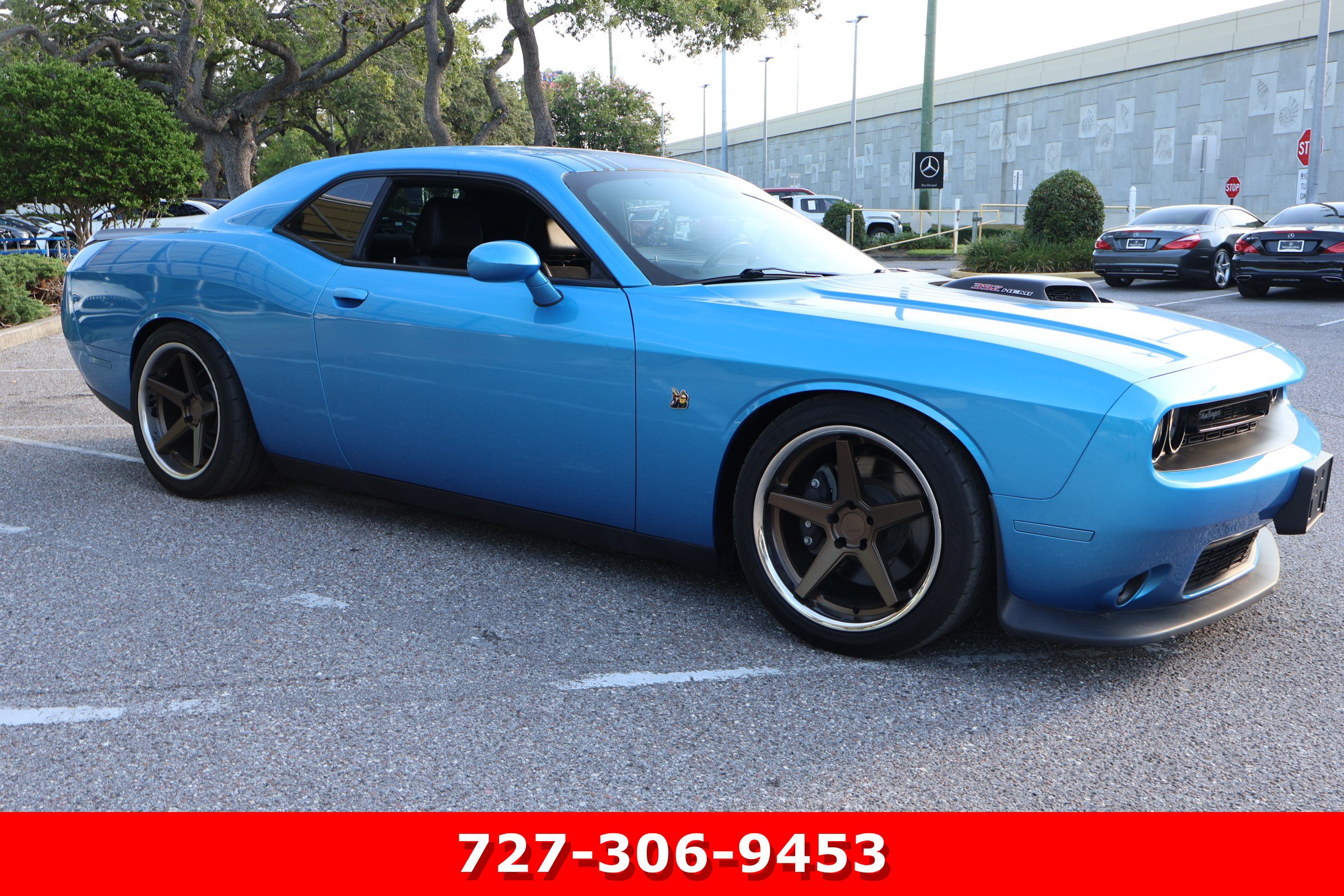 Used 2019 Dodge Challenger R/T Scat Pack w/ Shaker Package RWD image 10
