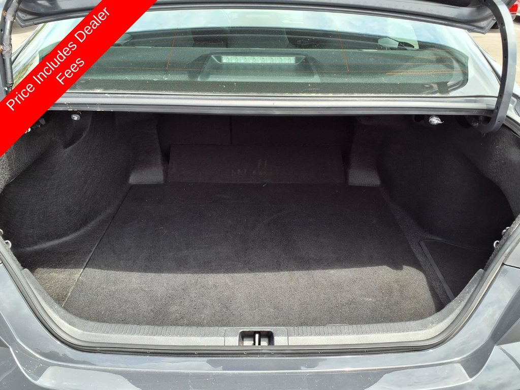 Used 2025 Toyota Camry LE FWD image 17