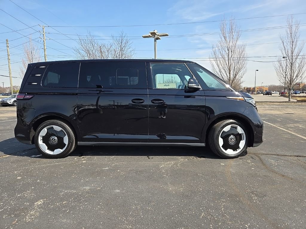 New 2025 Volkswagen ID. Buzz 1st Edition RWD image 3