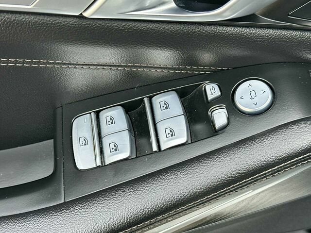 Used 2022 BMW X7 xDrive40i AWD/4WD image 13