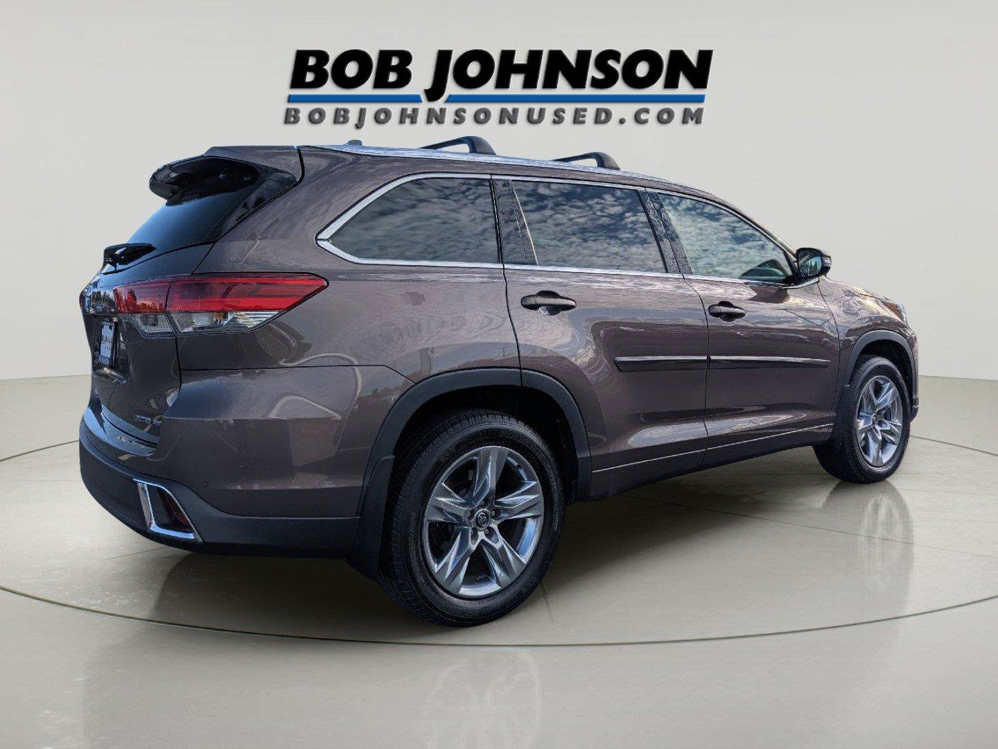 Used 2019 Toyota Highlander Limited AWD/4WD image 6