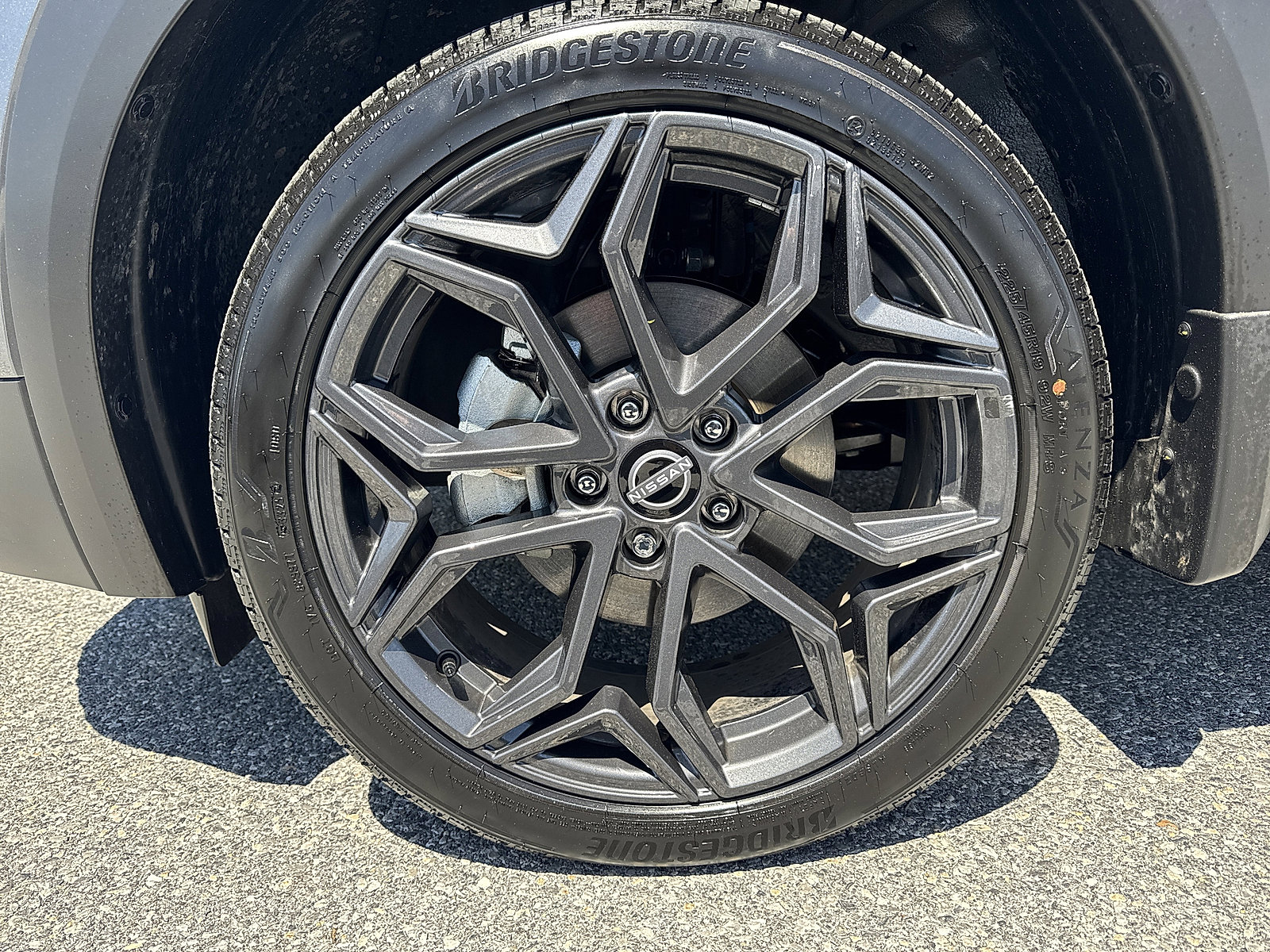 Certified 2026 Nissan Kicks SR w/ Cold Weather Package AWD/4WD image 9
