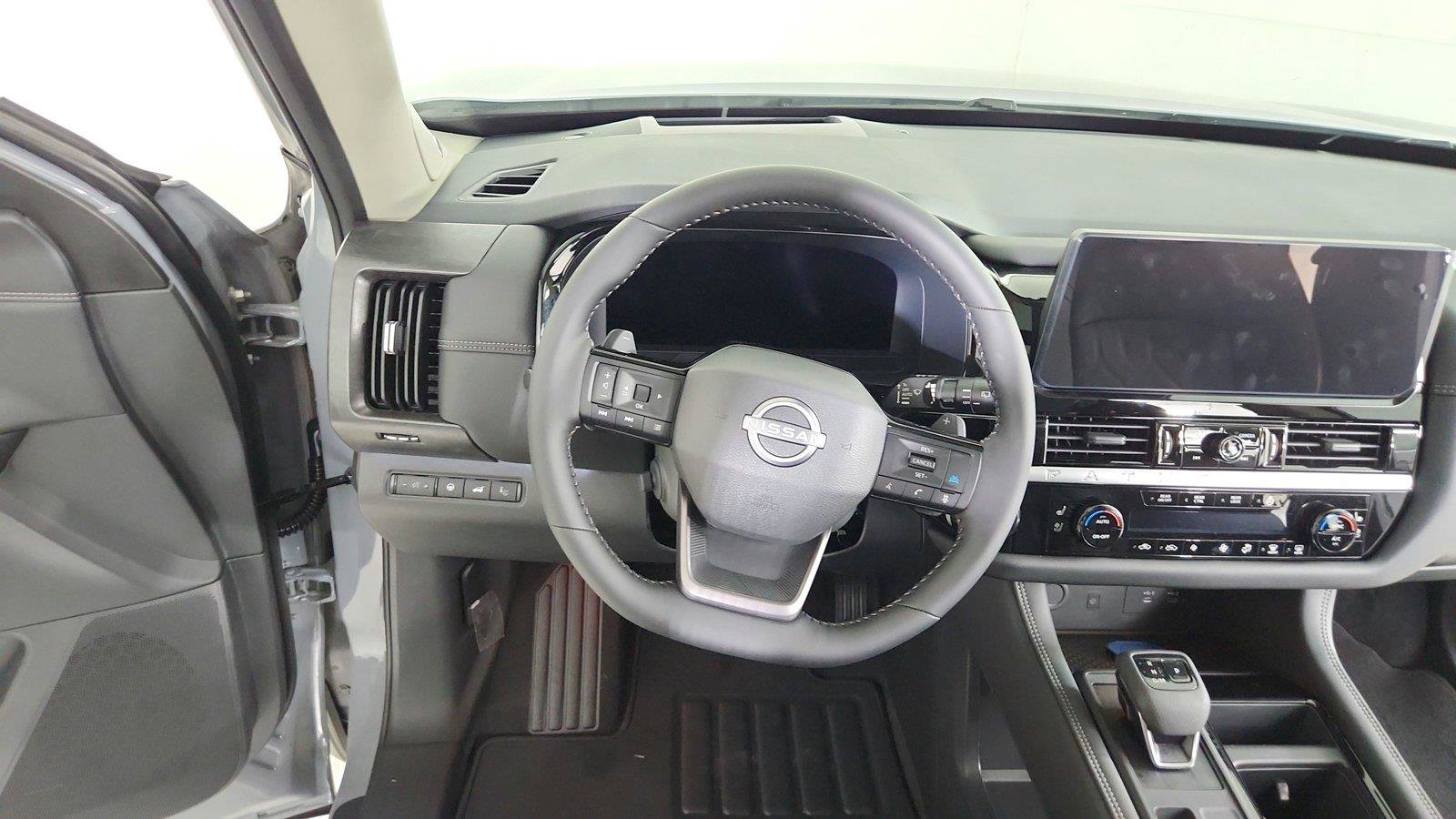New 2026 Nissan Pathfinder Platinum AWD/4WD image 21