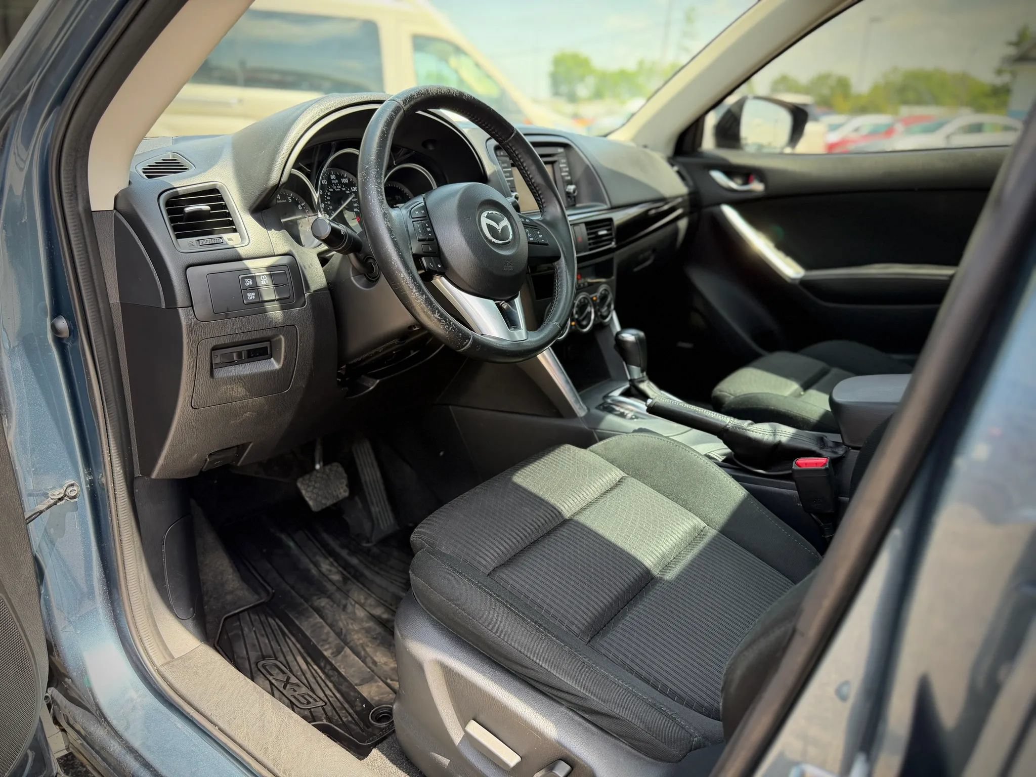 Used 2015 MAZDA CX-5 Touring w/ Bose/Moonroof Package FWD image 9