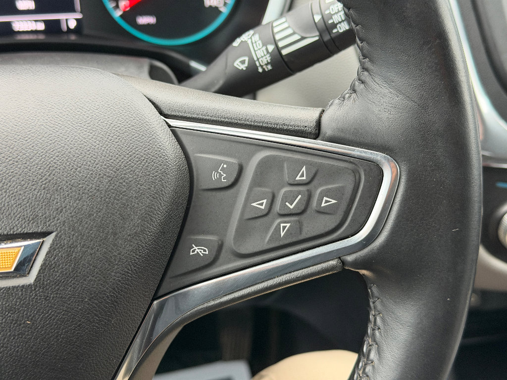 Used 2018 Chevrolet Equinox LT image 9