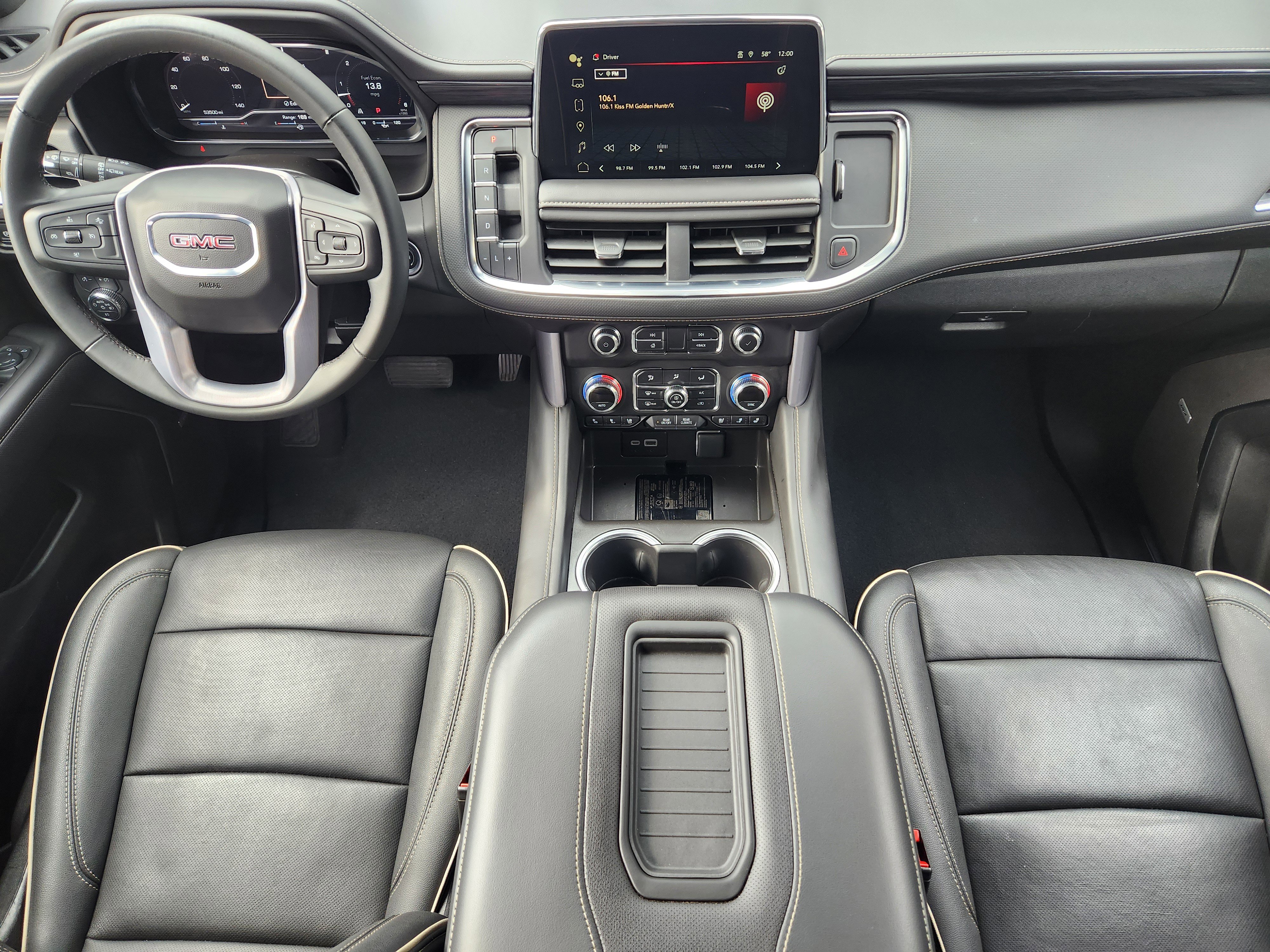 Used 2024 GMC Yukon XL SLT image 26