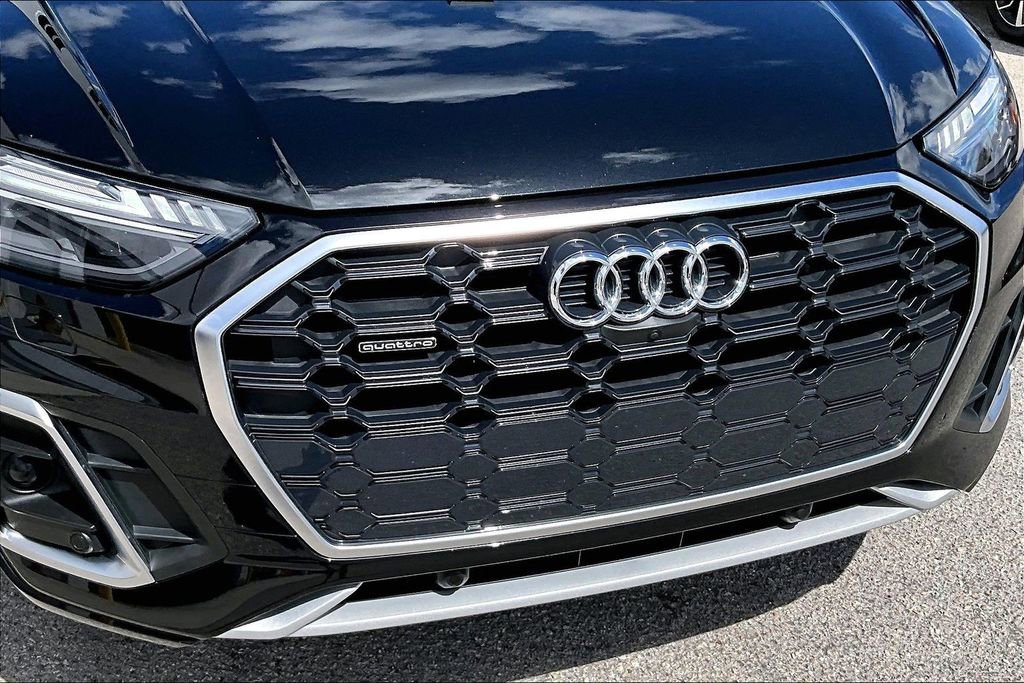 Certified 2022 Audi Q5 2.0T Prestige w/ Prestige Package AWD/4WD image 11