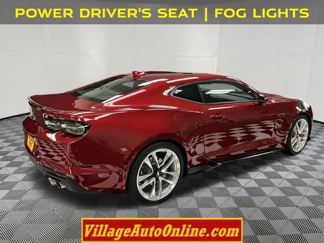 Used 2021 Chevrolet Camaro LT w/ Wild Cherry Design Package 1 RWD image 4