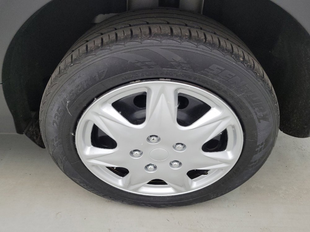 Used 2017 Ford Escape S FWD image 31