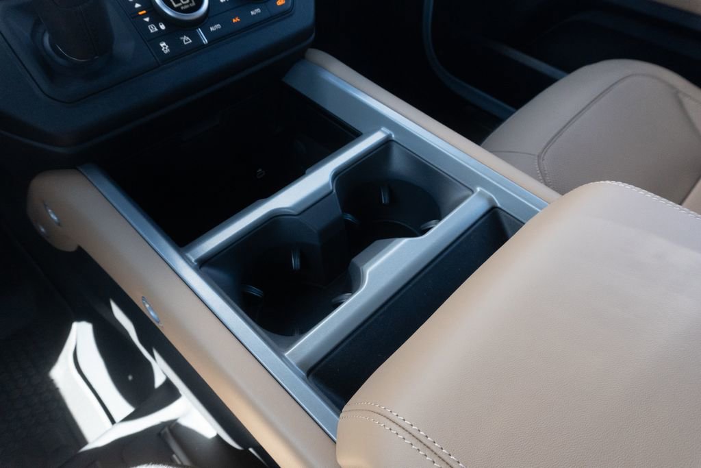 New 2025 Land Rover Defender 110 V8 image 14