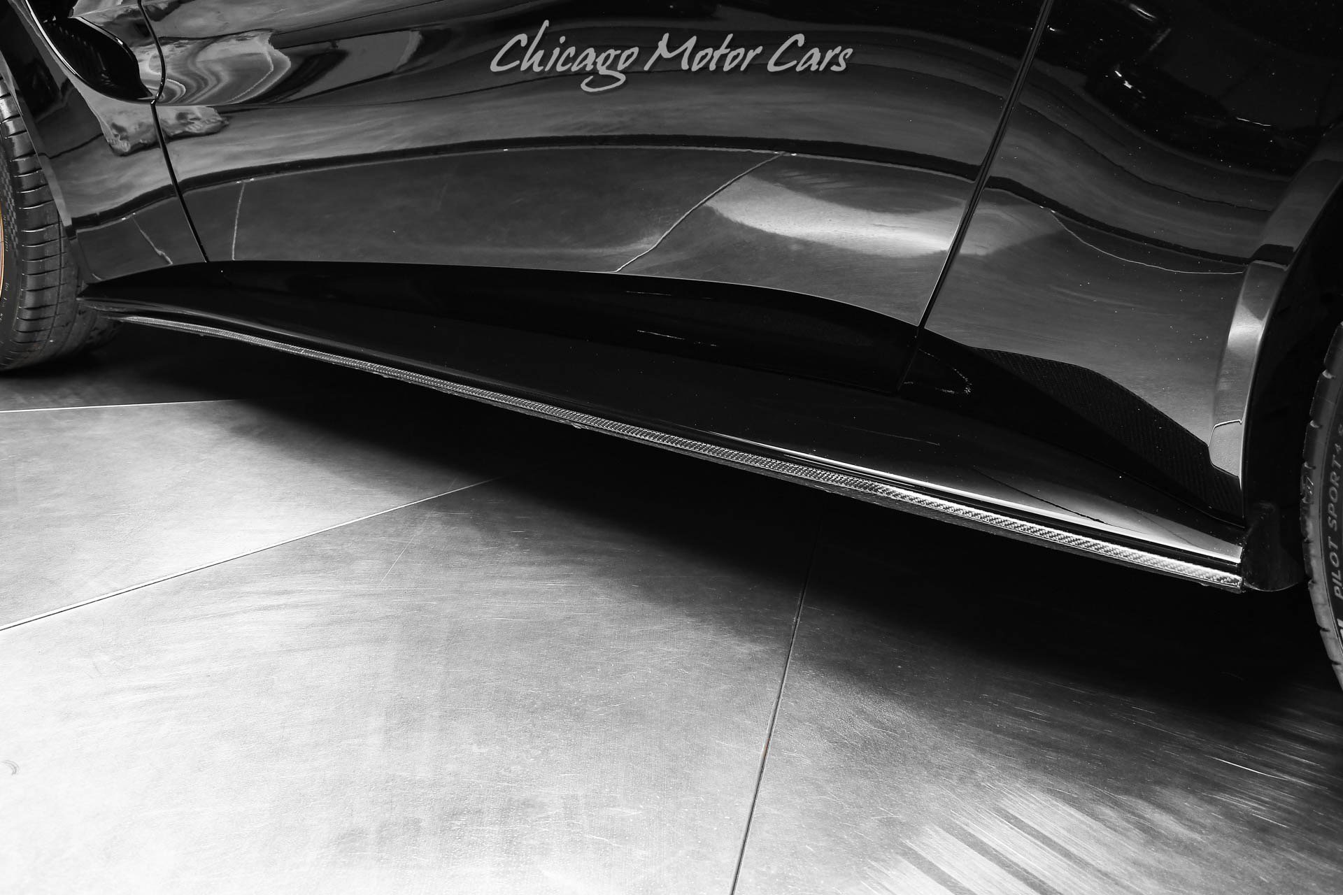 Used 2020 Aston Martin V8 Vantage Coupe RWD image 29