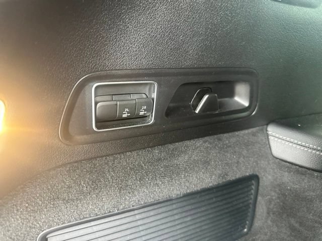 Used 2024 Mercedes-Benz GLS 450 4MATIC image 21