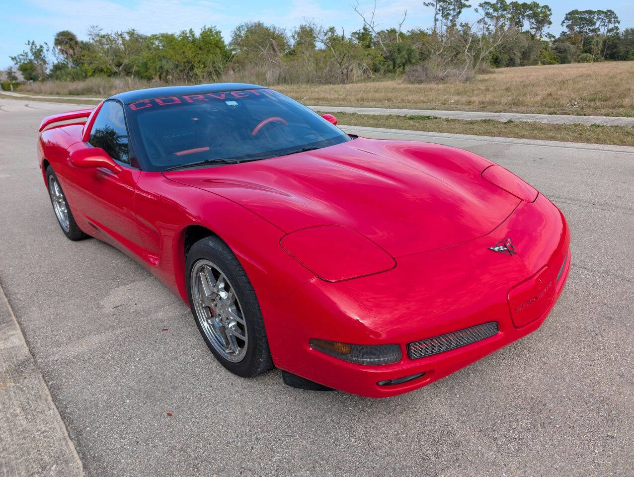 Used 2000 Chevrolet Corvette Coupe w/ Roof Pkg image 4