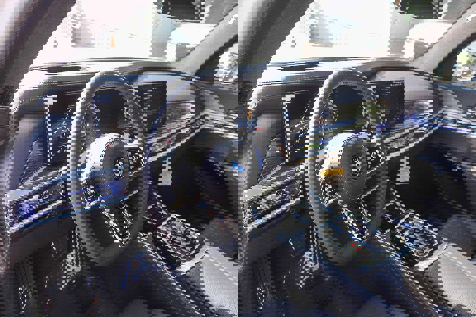 New 2026 BMW 760i xDrive w/ Executive Package image 17