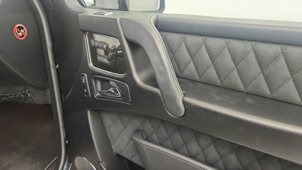 Used 2017 Mercedes-Benz G 550 Squared image 32
