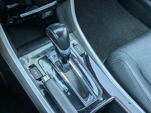 Used 2016 Honda Accord EX-L image 10