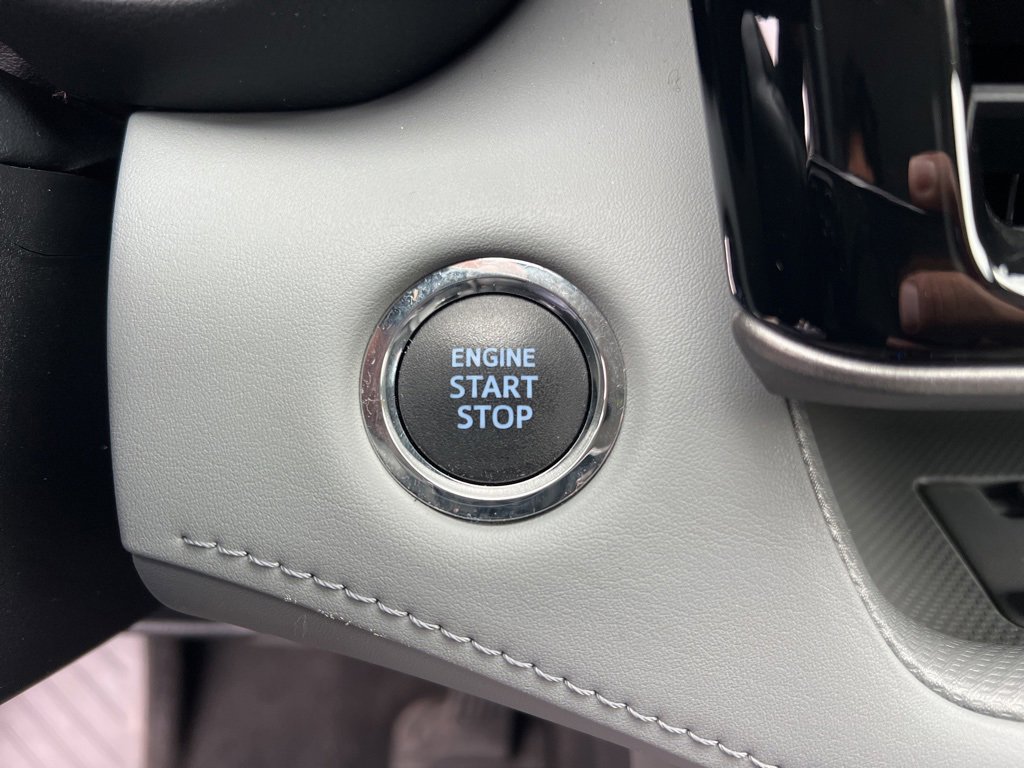 Used 2022 Toyota Highlander XLE image 20