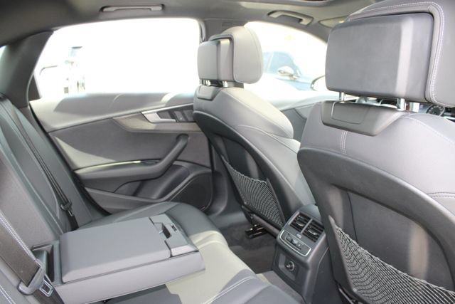 Used 2020 Audi A4 2.0T Premium w/ Convenience Package AWD/4WD image 7