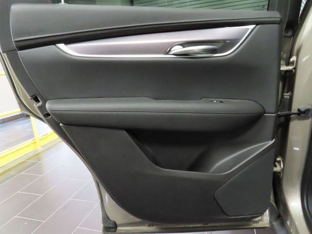 Certified 2022 Cadillac XT5 Luxury FWD image 33