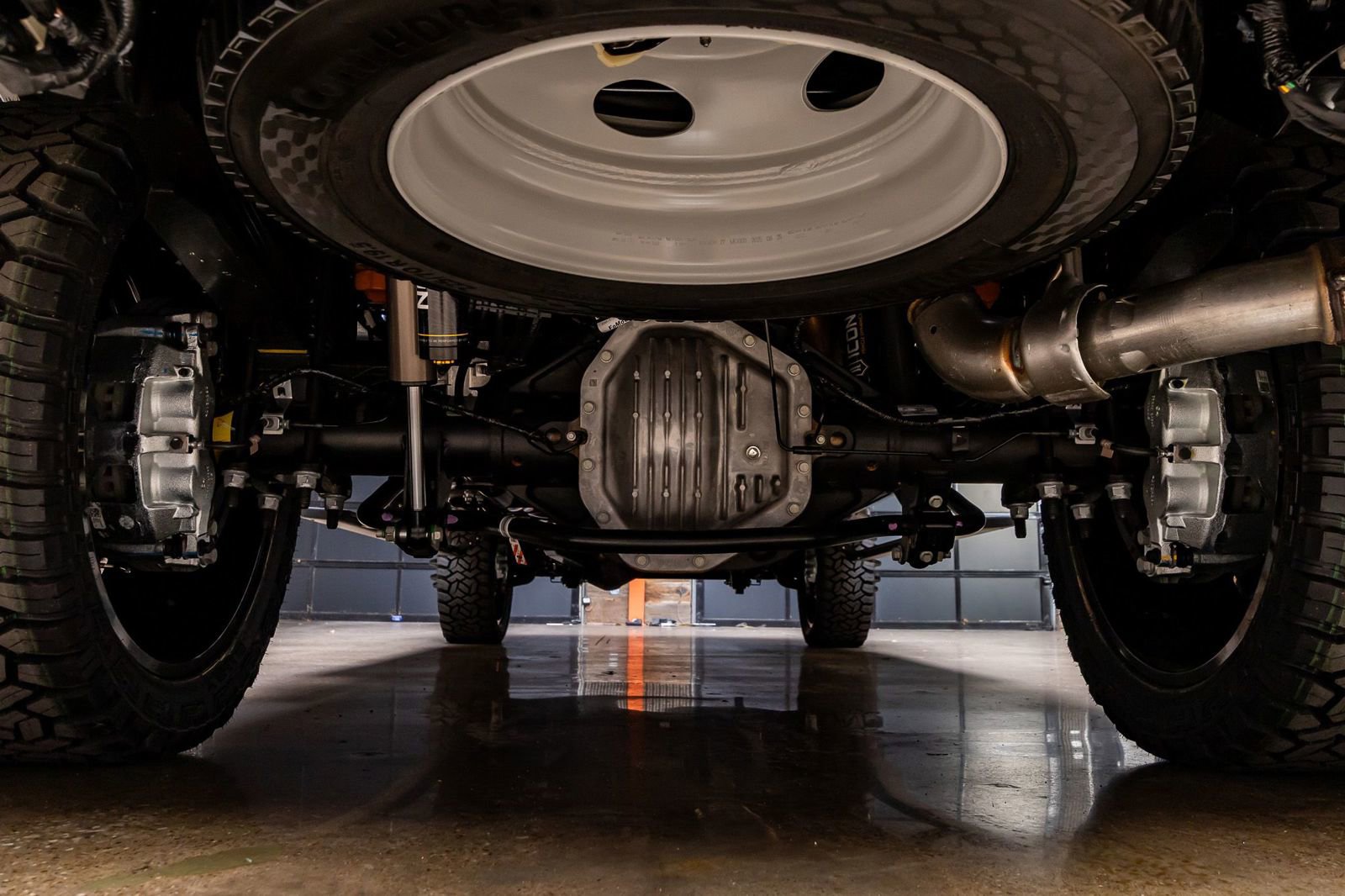 Used 2026 Ford F450 Platinum w/ Platinum Plus Package image 16