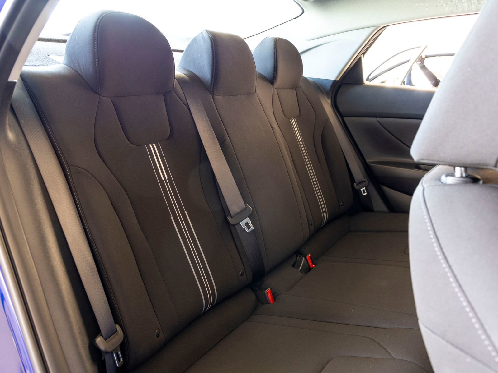 Used 2023 Hyundai Elantra SEL w/ Cargo Package image 24