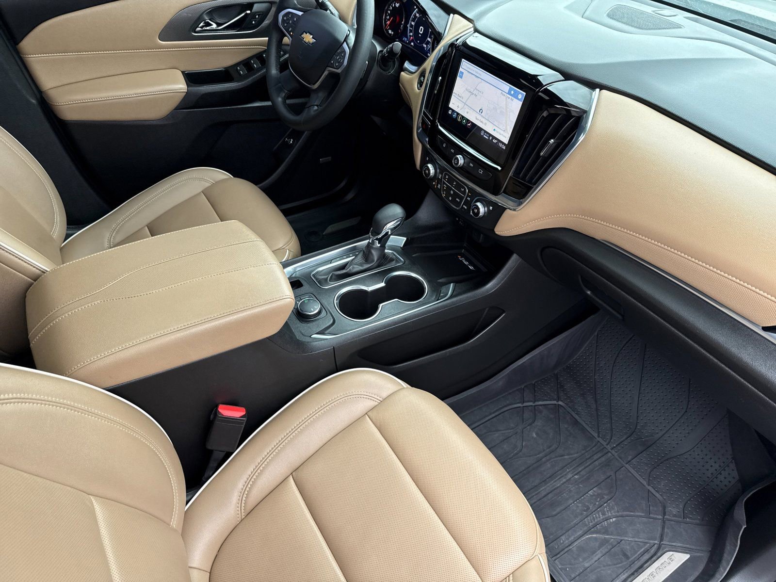 Used 2023 Chevrolet Traverse Premier w/ LPO, Floor Liner Package image 19