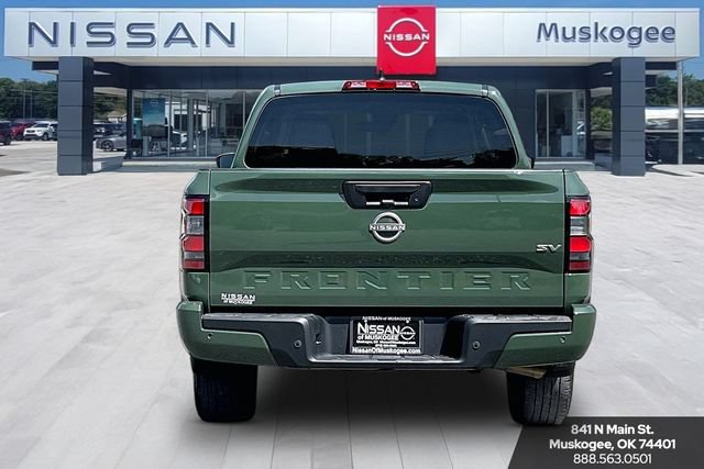 Used 2024 Nissan Frontier SV w/ Technology Package RWD image 6
