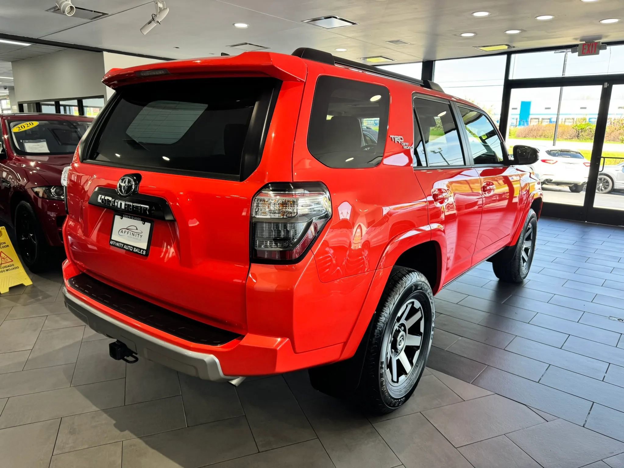 Used 2024 Toyota 4Runner TRD Off-Road Premium w/ Moonroof Package AWD/4WD image 5