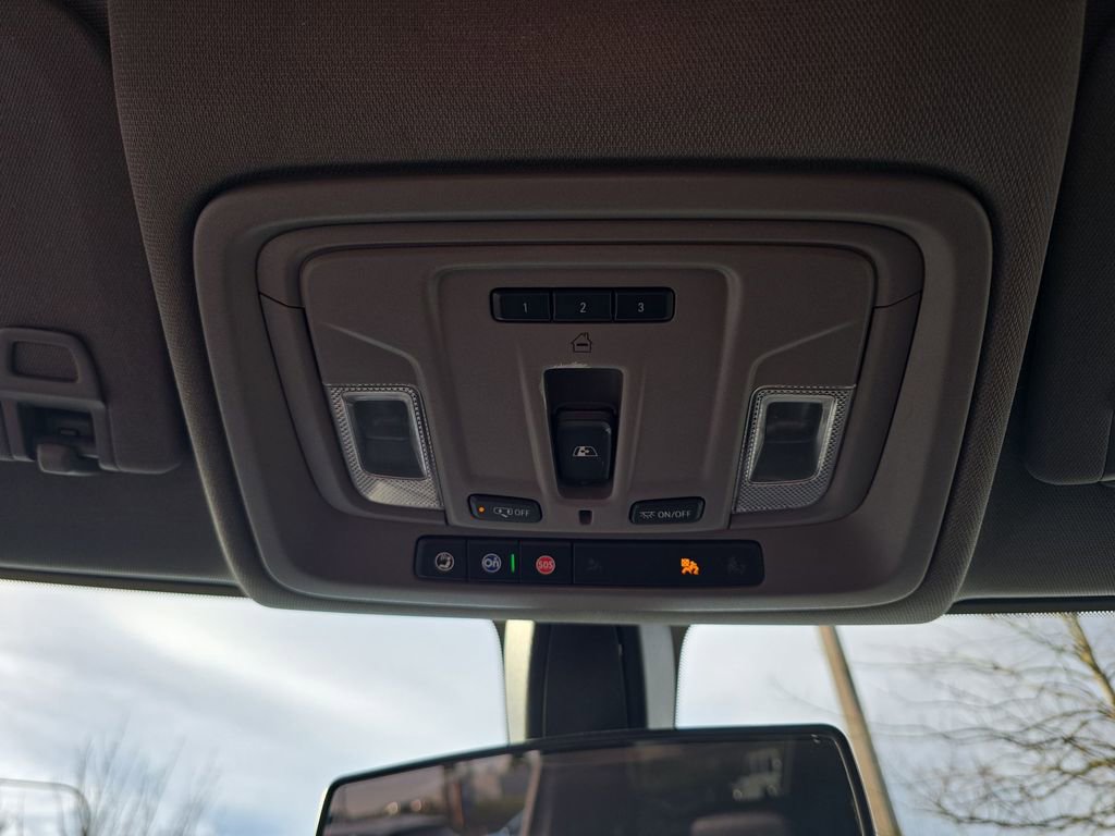 Certified 2020 Chevrolet Silverado 1500 LT w/ True North Edition image 20