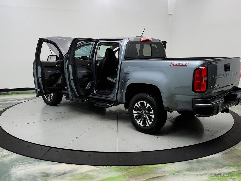 Used 2021 Chevrolet Colorado Z71 w/ Safety Package RWD image 12